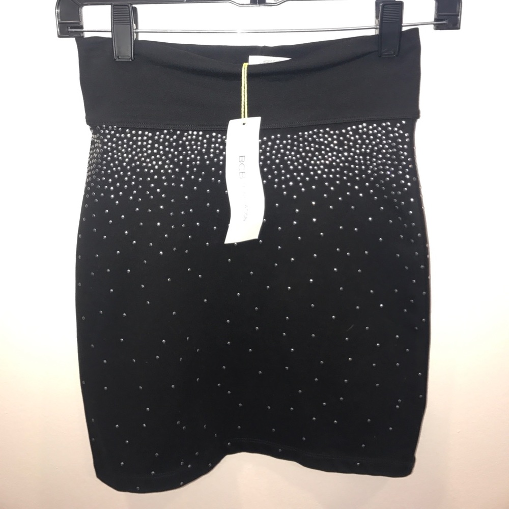 Brand new BCBG skirt